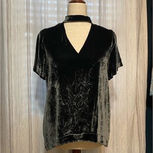 Madewell sz small dark green choker neck velour top, short sleeve, 90s